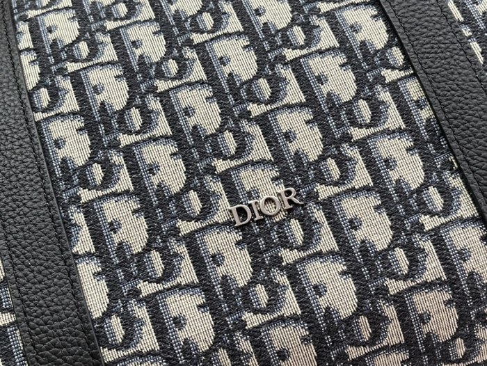 Handbag Dior 93338 size 50 x 25 x 21.5 cm