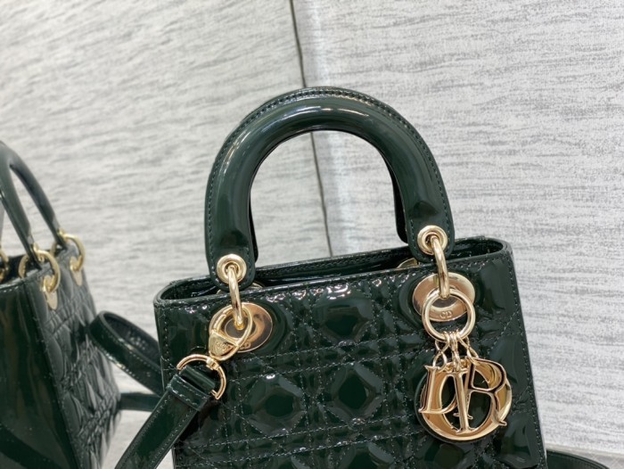 Handbag Dior size 20 cm