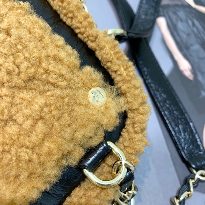 Handbag Chanel AS0406 size 17 11.5 cm