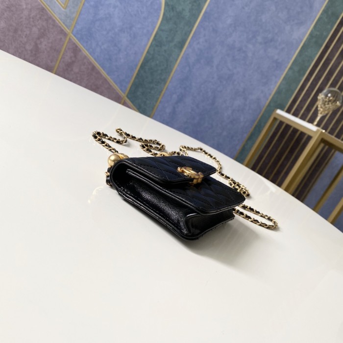 Handbag Chanel 81119 size 12 9.5 3 cm