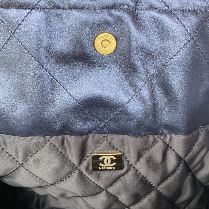 Handbag Chanel AS3261 size 39×42×8 cm