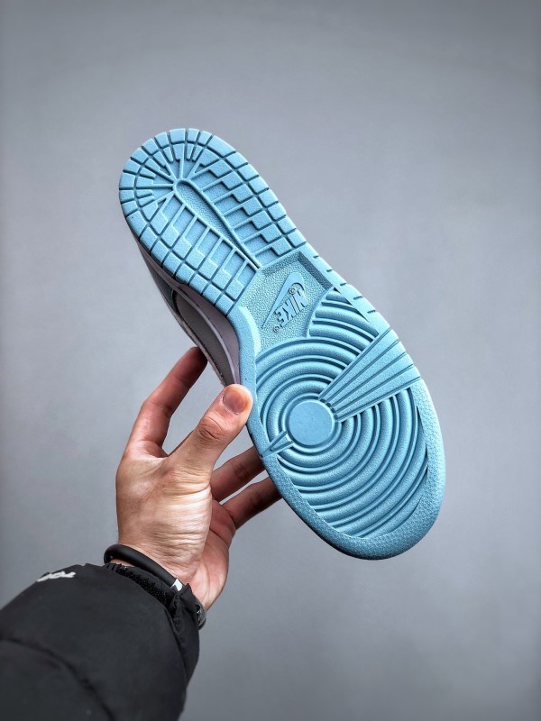 Nike Dunk Low Retro Fleece Swoosh Worn Blue