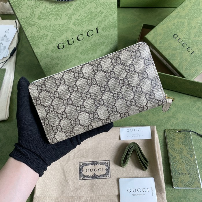 Handbag Gucci 456117 size 19*10*3.5 cm