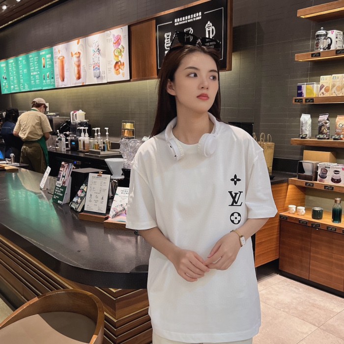 Clothes Louis Vuitton 442