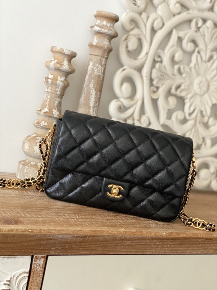 Handbag Chanel AS3777 size 16x24x8 cm