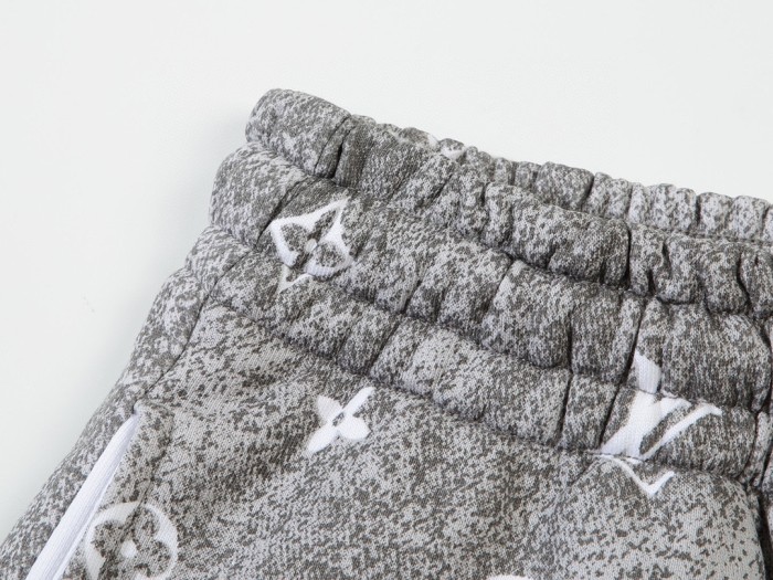 Clothes Louis Vuitton 237