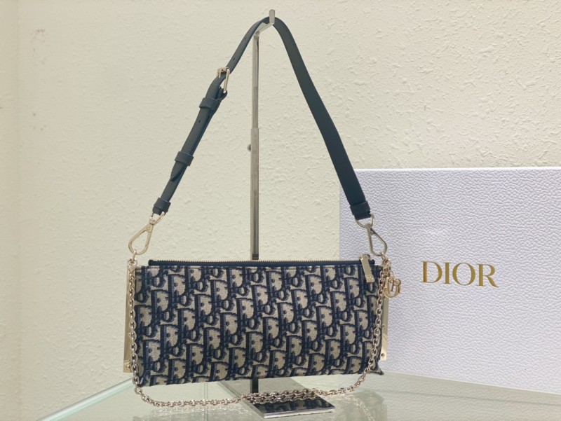 Handbag Dior 9237 size 27 x 12 x 5 cm