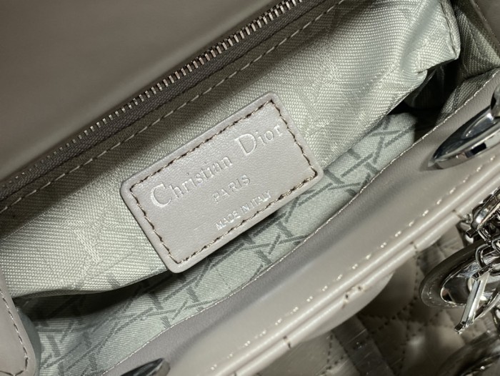 Handbag Dior size 17 cm