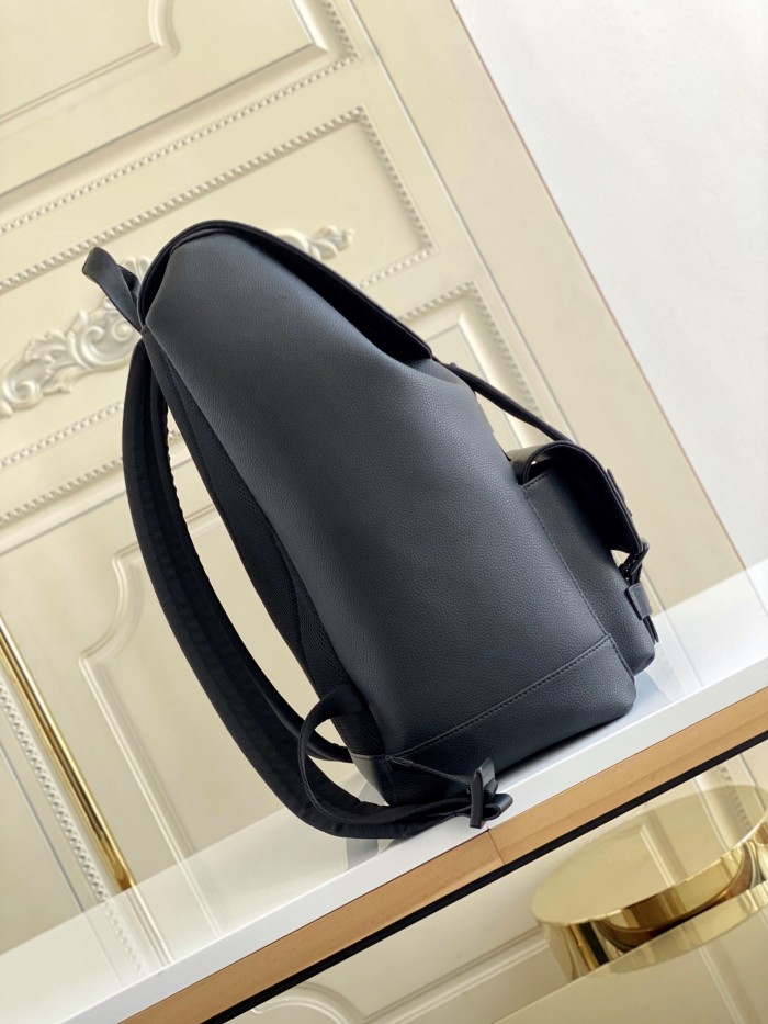Handbag Louis Vuitton M58644 size 30 x 42 x 17 cm
