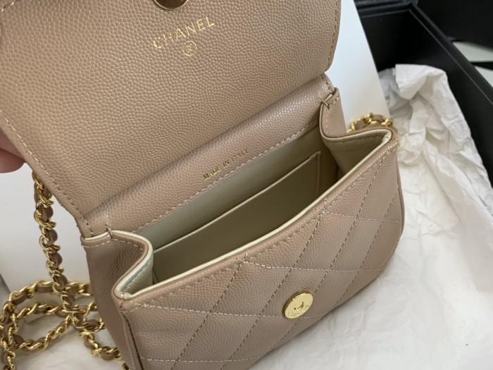 Handbag Chanel 99210 size 12.5*14*6 cm