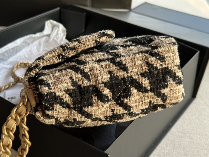 Handbag Chanel AS1161 size 30 CM