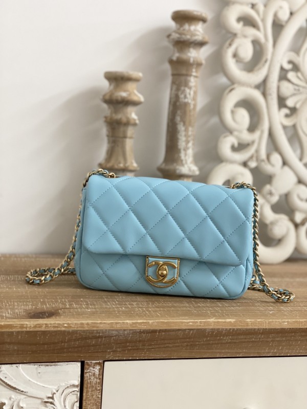 Handbag Chanel 3474 size 15*20*8 cm