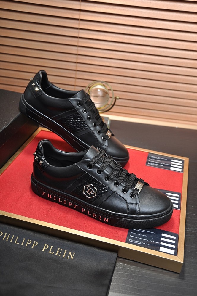 Philipp Plein Low Top Sneakers 2