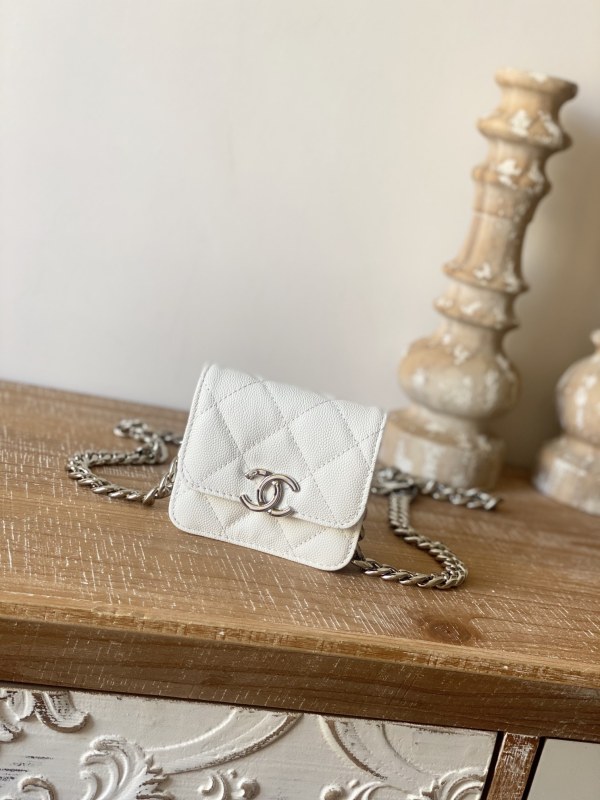 Handbag Chanel 81198 size 8.5×9.7×6 cm