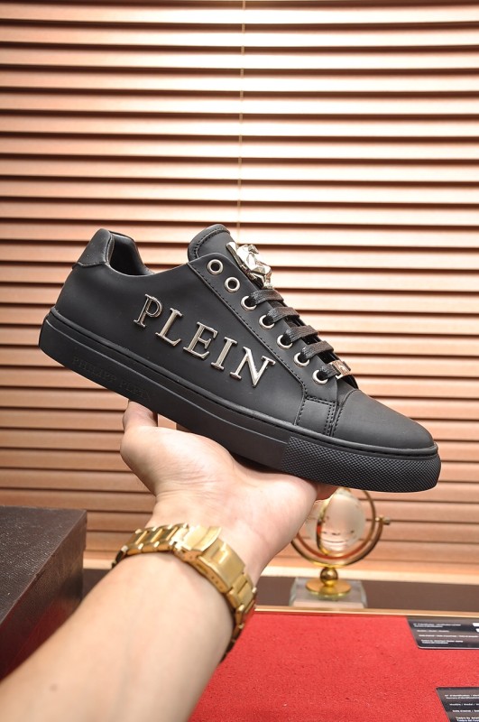 Philipp Plein Low Top Sneakers 9