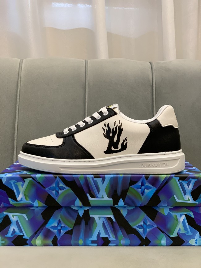 Louis Vuitton Low Top sneaker 8