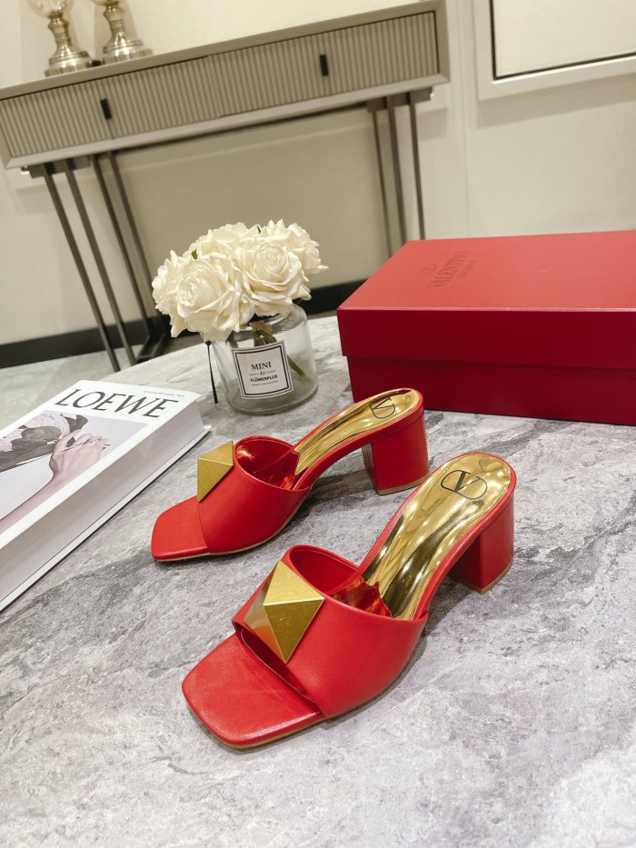 VALENTINO GARAVANI Roman Stud WOMEN 6