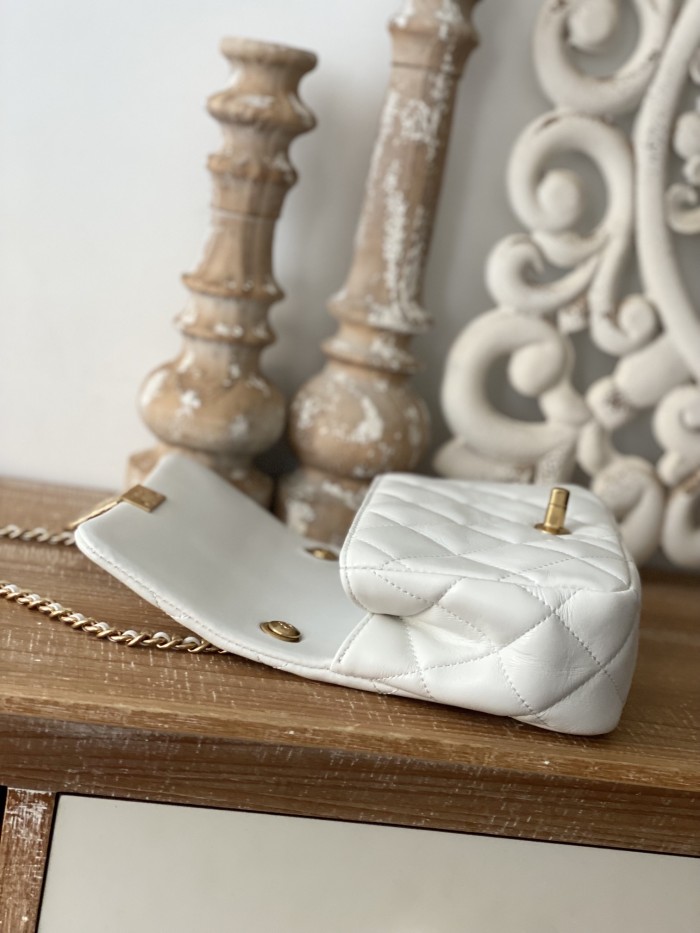 Handbag Chanel 3474 size 15*20*8 cm