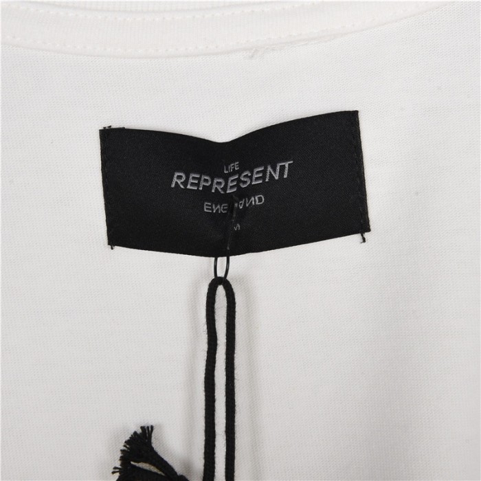 Clothes Represent 25