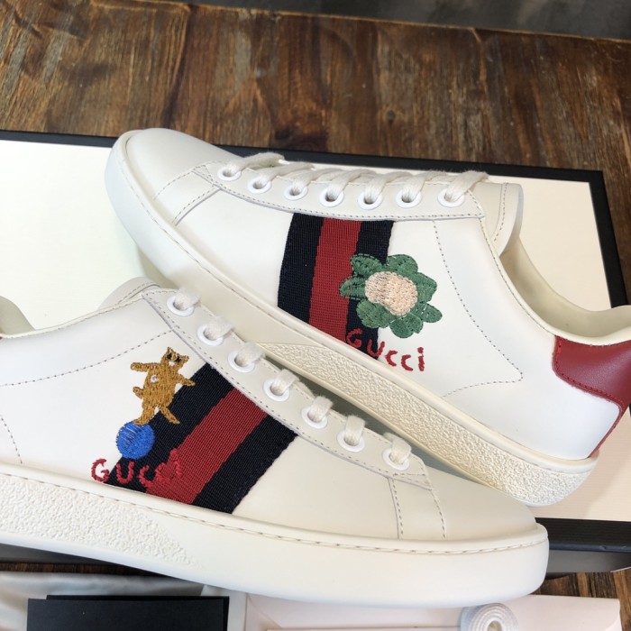 Gucci Ace embroidered sneaker 80