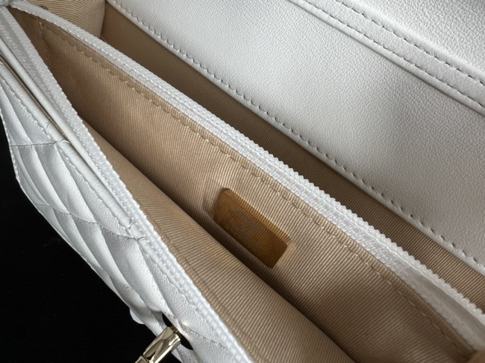 Handbag Chanel AP2303 size 19 cm