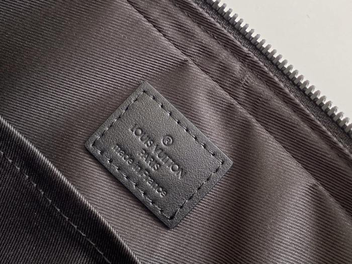 Handbag Louis Vuitton M69827 size 27.0x 4.5x 18.5 cm