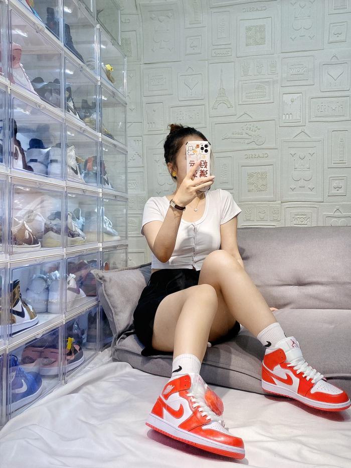 Jordan 1 Mid Syracuse (W)