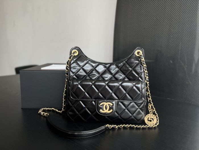 Handbag Chanel AS3690 size 21.5cmx22.5cmx7 cm