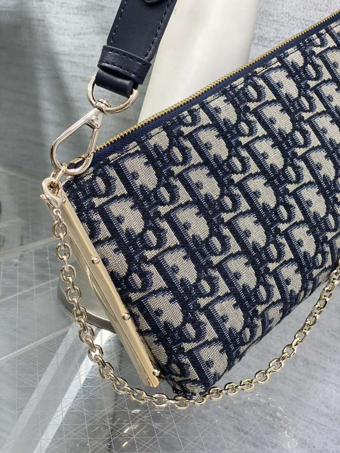 Handbag Dior size 27×12×5 cm