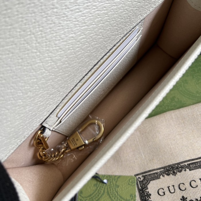 Handbag Gucci 696817 size 19x 11x 5 cm