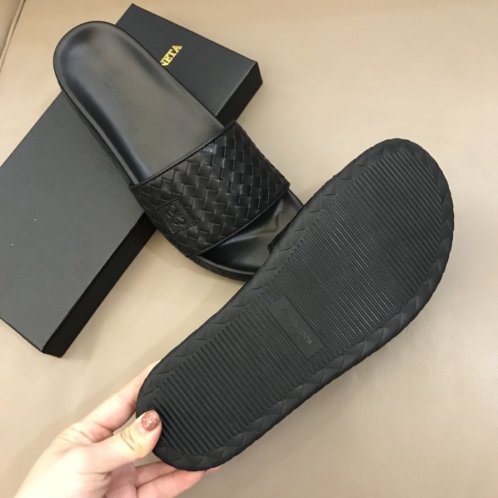 Bottega Veneta Slides 5