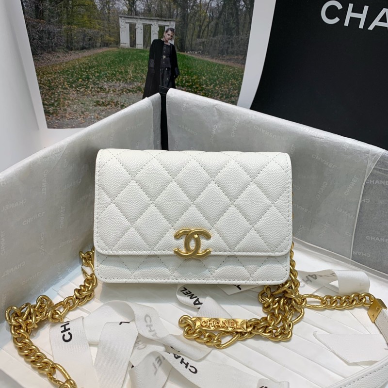 Handbag Chanel 81155 size 15.5 10 4.5 cm