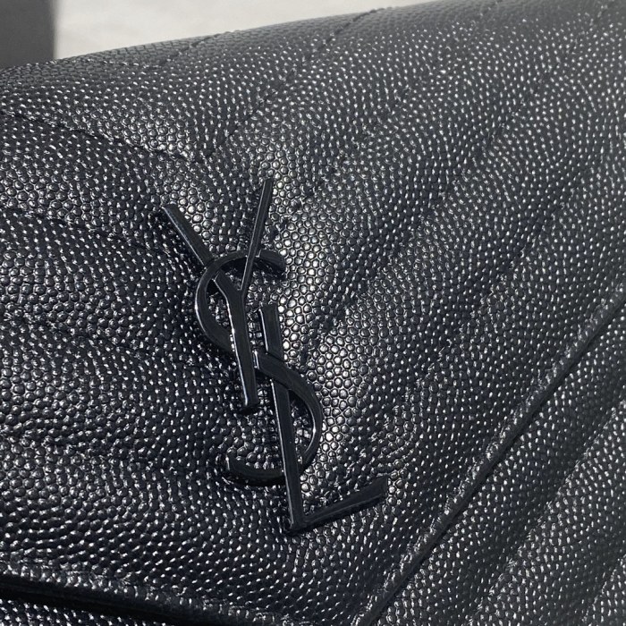 Handbags SAINT LAURENT 393953 size 19x11.5x4 cm