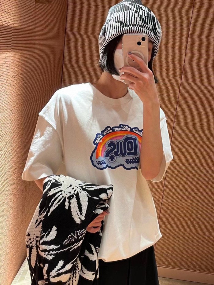 Clothes Louis Vuitton 444
