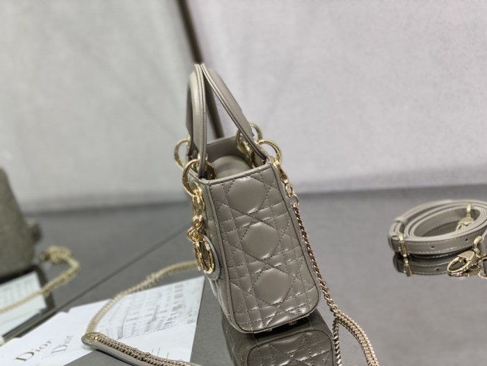 Handbag Dior size 17 cm