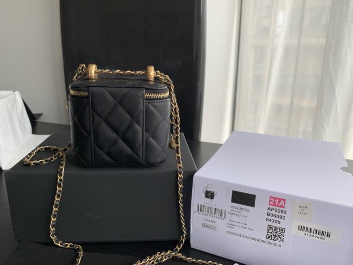 Handbag Chanel 2292 size 8.5cmx11cmx7 cm