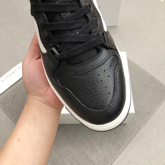 Givenchy Wing Sneakers 2