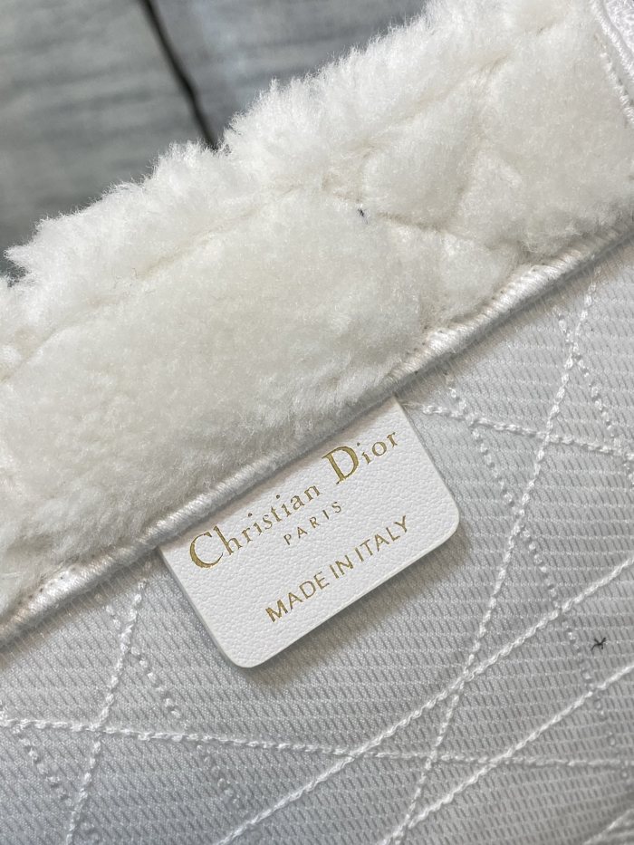 Handbag Dior size 42*35*18 cm