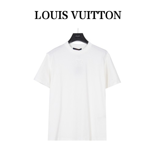 Clothes Louis Vuitton 305