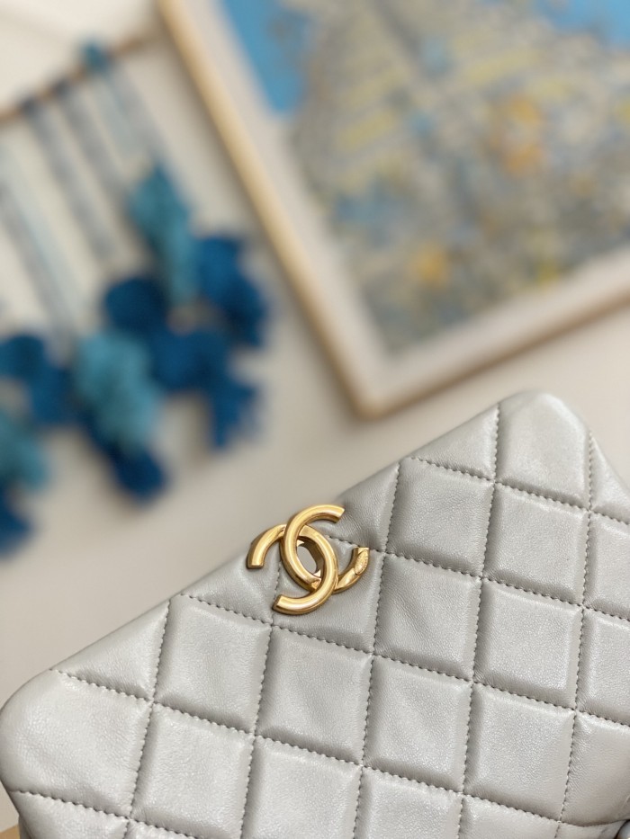 Handbag Chanel 3367 size 23X10X15.5 Cm