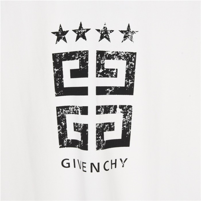 Clothes Givenchy 135
