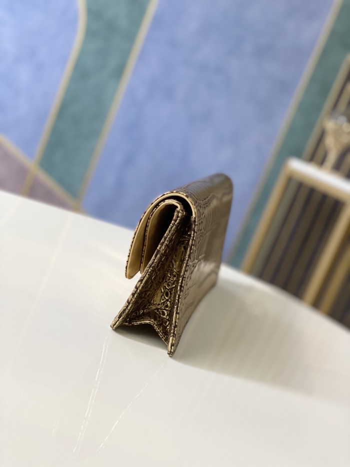 Handbag Chanel 6603 size 30.13.4 cm