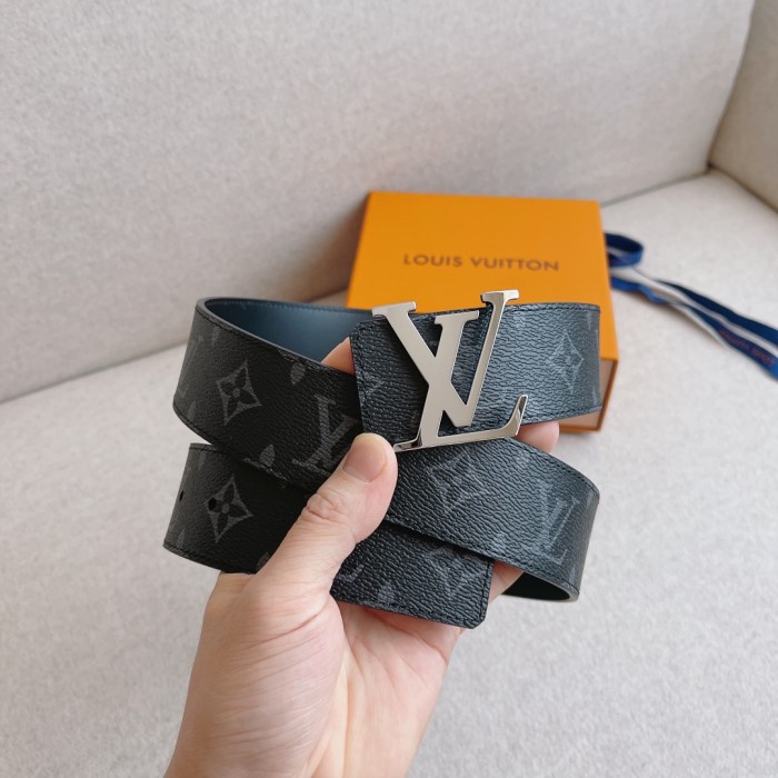 Louis Vuitton Belt 1 (width 4cm)