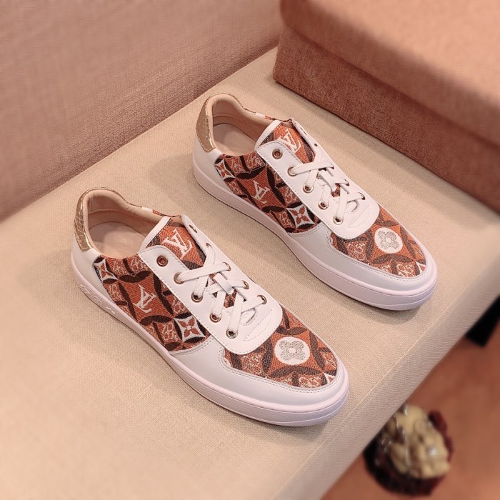 Louis Vuitton Low Top sneaker 103