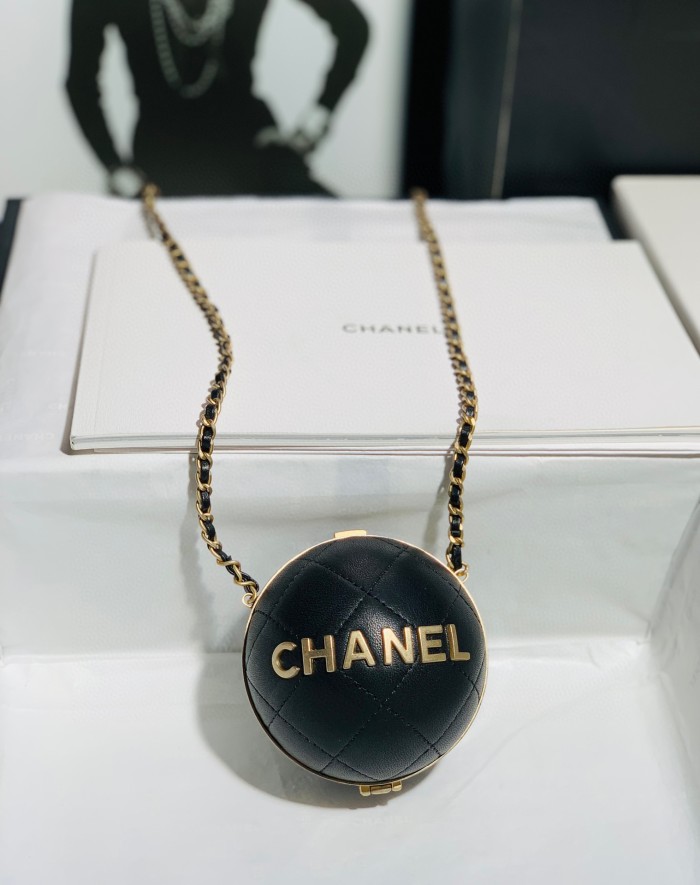 Handbag Chanel size 8 cm