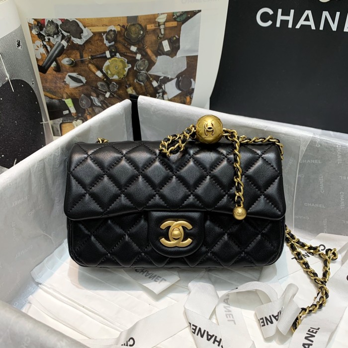 Handbag Chanel 1787 size 20 cm