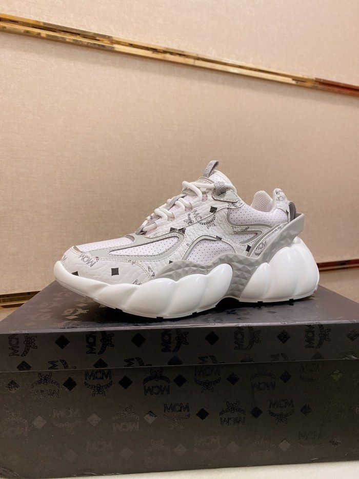 MCM Low Top Logo Lace-up Sneakers 2