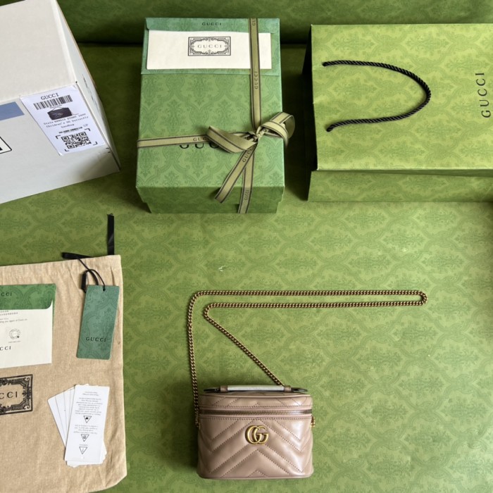 Handbag Gucci 699515 size 16x10.5x5.5 cm