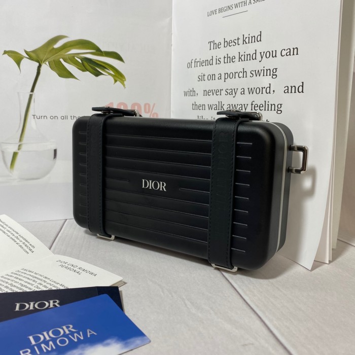 Handbag Dior size 13*20*6.5 CM