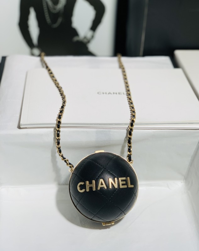 Handbag Chanel size 8 cm